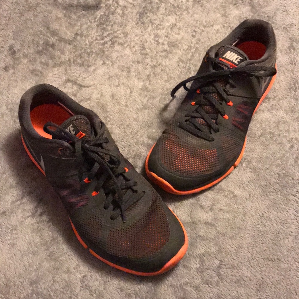 Nike tennis shoes.